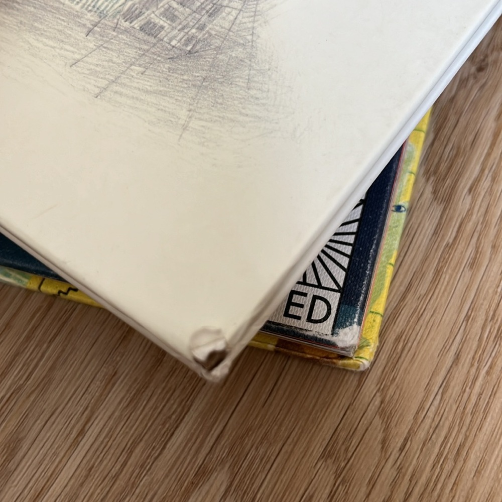 Children’s Hardcover Books | E.T, DOOR, Imaginary Fred, Diary of a Time … - Picture 7 of 12